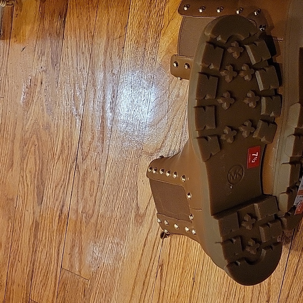 Michael kors studded lug sole boots - Picture 3 of 4
